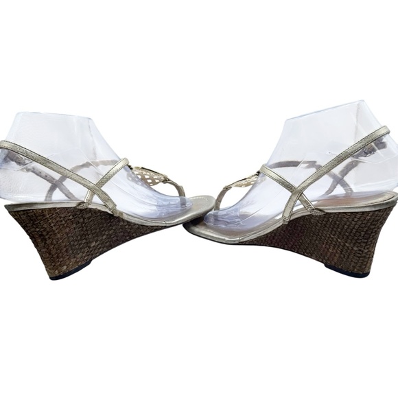 Lilly Pulitzer Gold Woven‎ Wedge Sandals Size 8 - Picture 5 of 8
